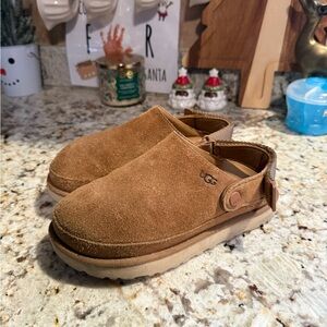 UGG Goldenstar SOLD